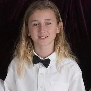 Meet your Posher, Zach